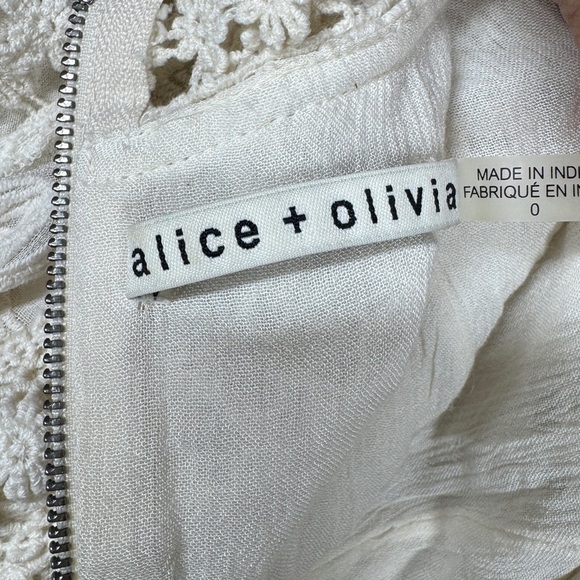 Alice + Olivia Enya White Cream Boho Lace 100% Cotton Bell Sleeves Mini Dress 0 - Picture 16 of 17